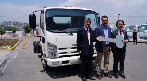 Esférica Logistic recibe de Isuzu Motors de México una unidad ELF 400