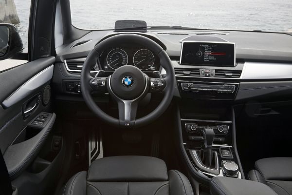 BMW 2 SERIES GT (8)