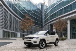 170307_Jeep_All-new-Jeep-Compass_04