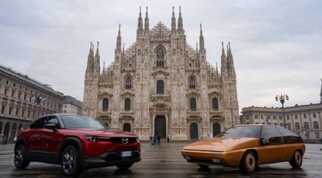 El primer modelo MX de Mazda restaurado para celebrar la historia de la influencia del diseño italiano en Mazda
